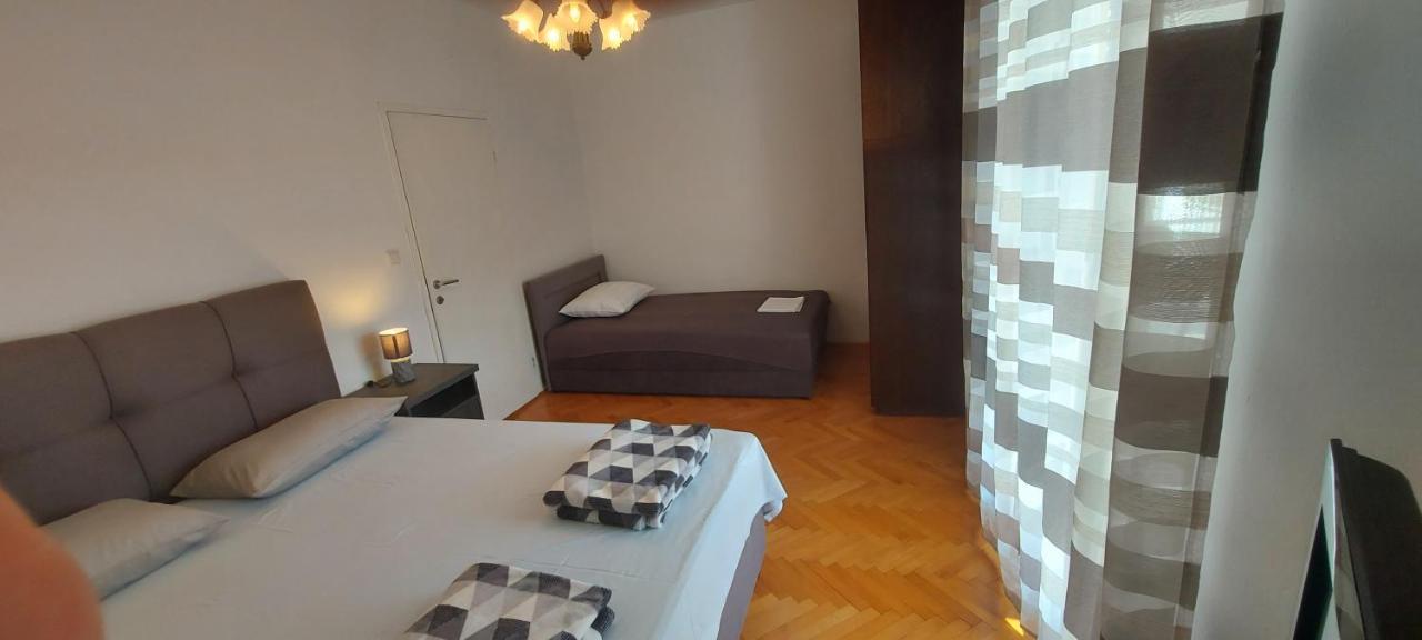 Apartments Skelin Vodice Exteriör bild