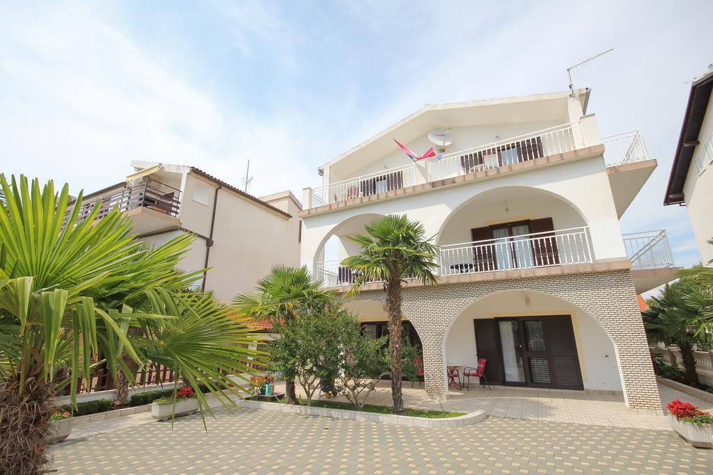 Apartments Skelin Vodice Exteriör bild