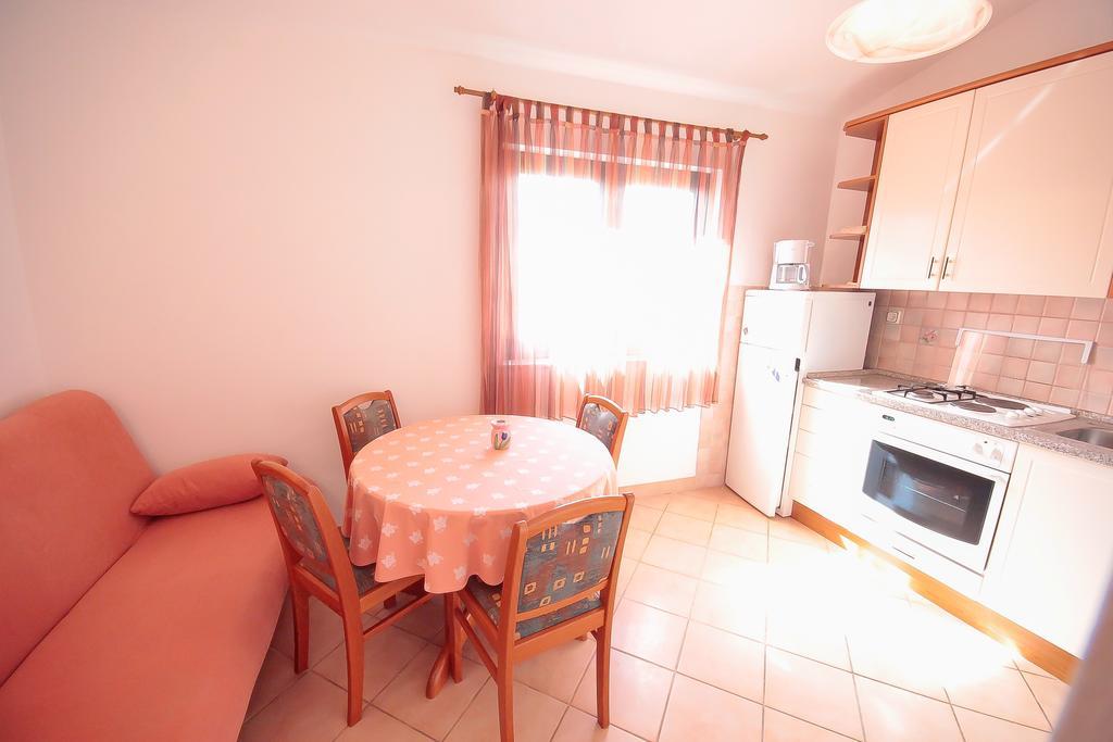 Apartments Skelin Vodice Rum bild