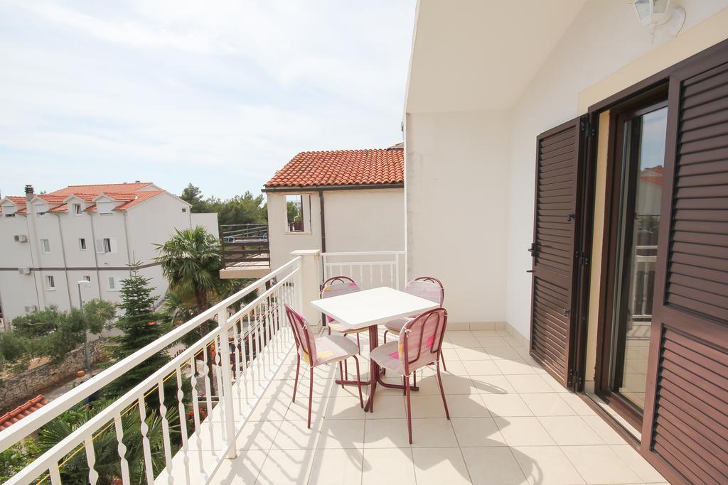 Apartments Skelin Vodice Rum bild