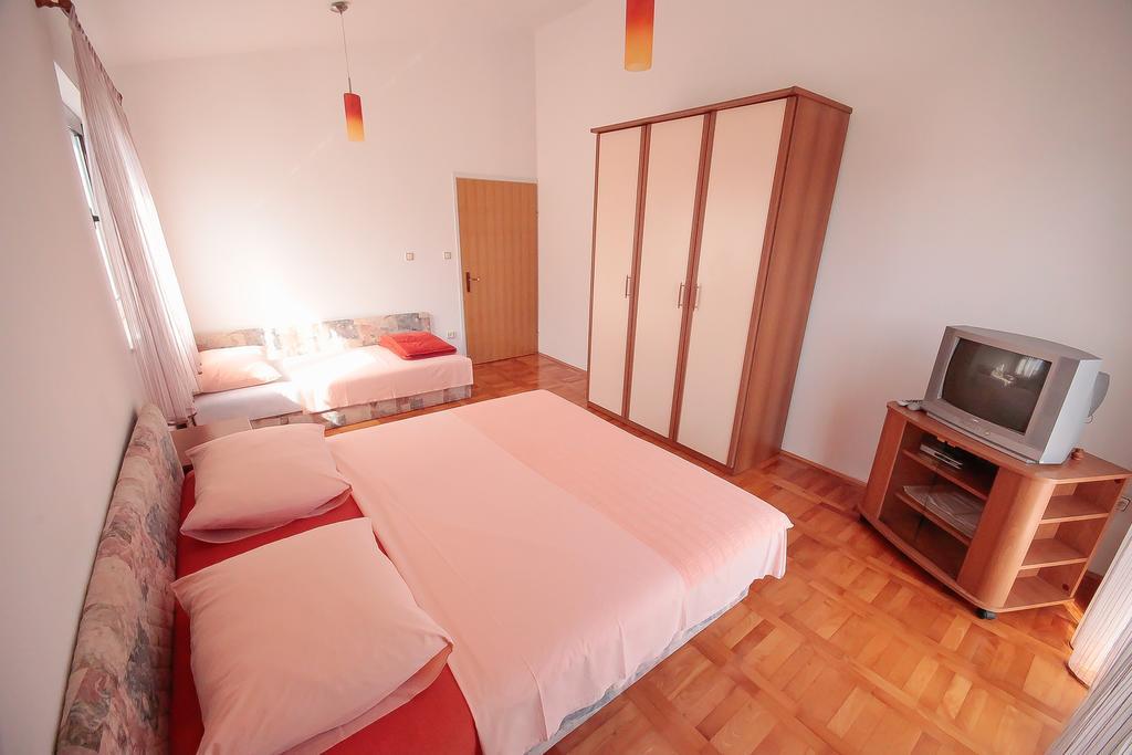 Apartments Skelin Vodice Rum bild