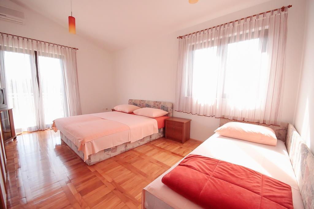 Apartments Skelin Vodice Rum bild