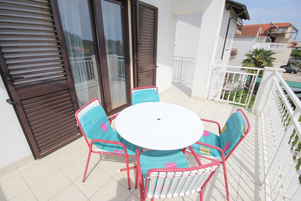 Apartments Skelin Vodice Rum bild