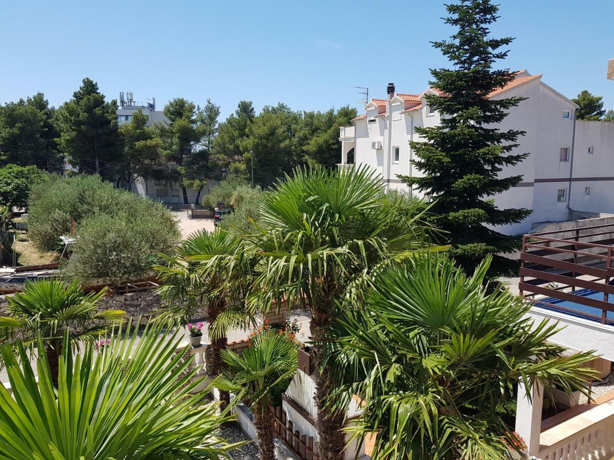 Apartments Skelin Vodice Exteriör bild